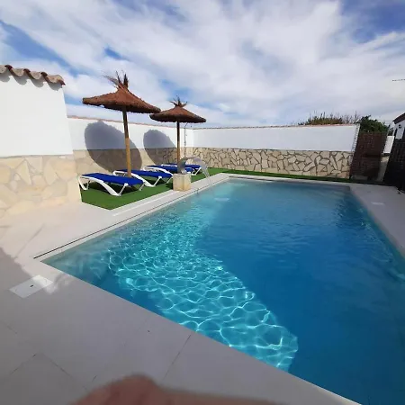 Con Piscina Compartido Solo Familia