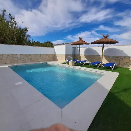 Con Piscina Compartido Solo Familia *