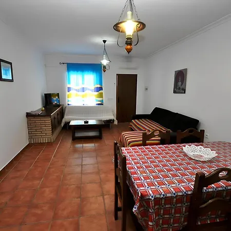 Holiday home Con Piscina Compartido Solo Familia *