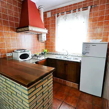 Con Piscina Compartido Solo Familia Holiday home
