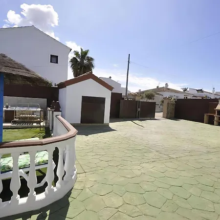 Con Piscina Compartido Solo Familia 펜션 콘일데라프론테라